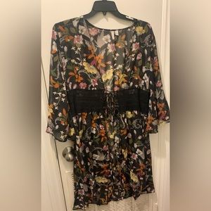 Cato Women’s floral Print Kimono size L